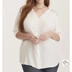 Torrid Ivory Embroidered Lace Button Front Blouse